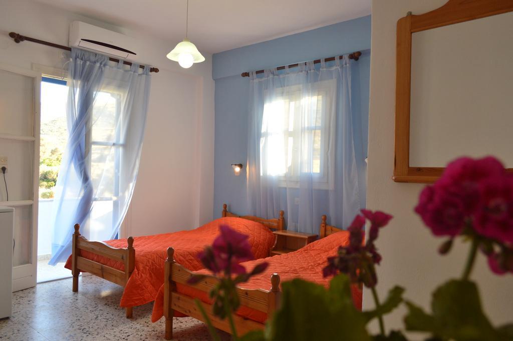 Готель Koukos Agia Theodoti Екстер'єр фото